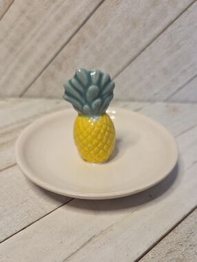 Pineapple Ring Dish Ceramic